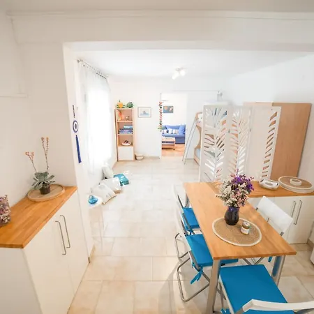 Agiazi Poros Summer House Galatas  Exterior photo