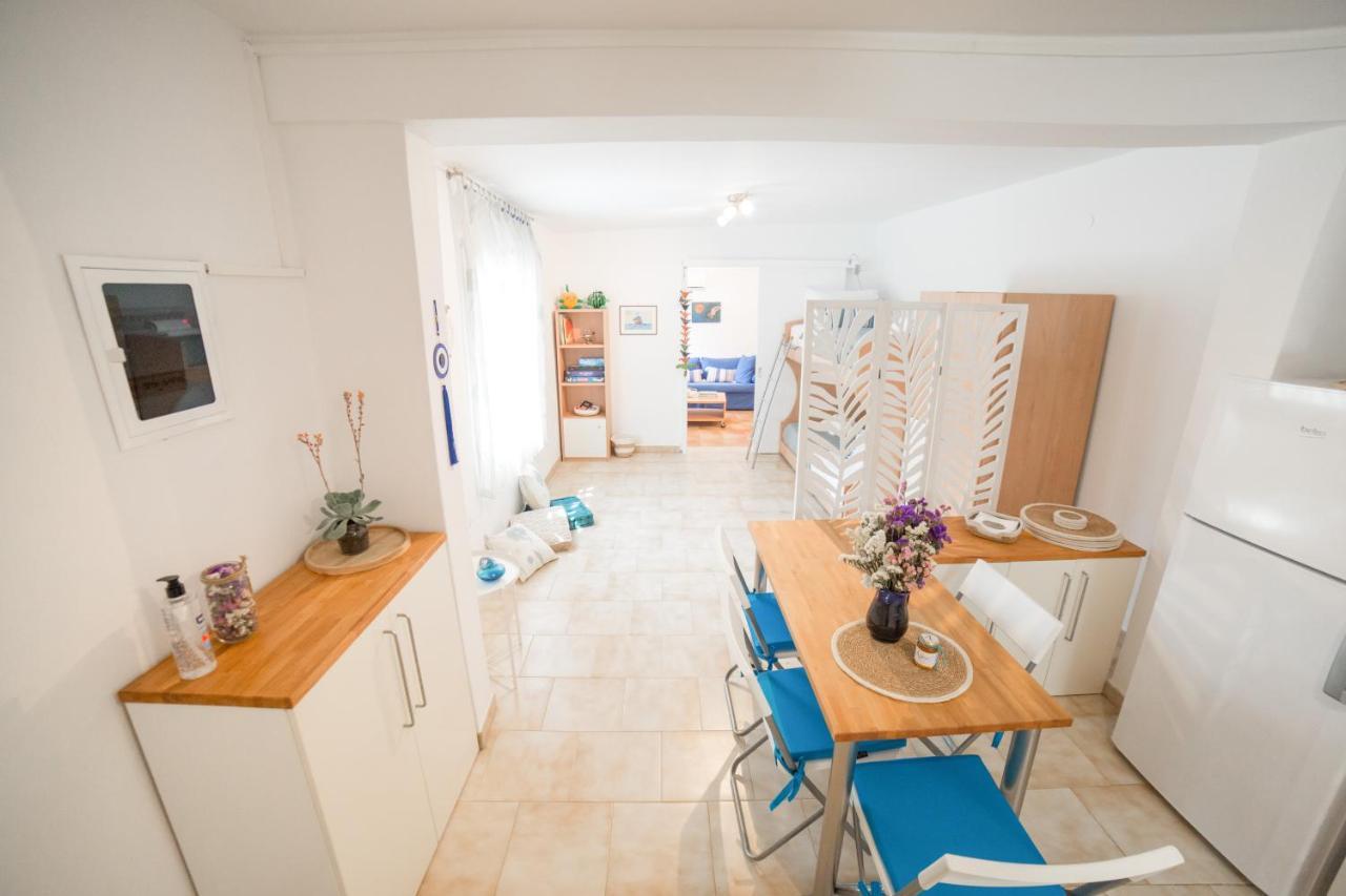 Agiazi Poros Summer House Apartment